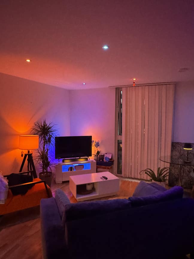 Riverside Single or Double bedroom Main Photo