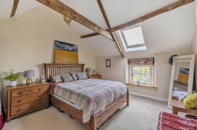 17-24th JULY Double Room in Frome Cottage  Main Photo