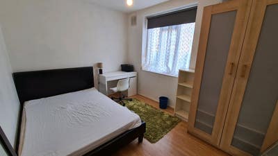 All female student houseshare, Eltham Main Photo