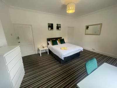 £100 DEPOSIT! All Bills Included! Newark Centre  Main Photo