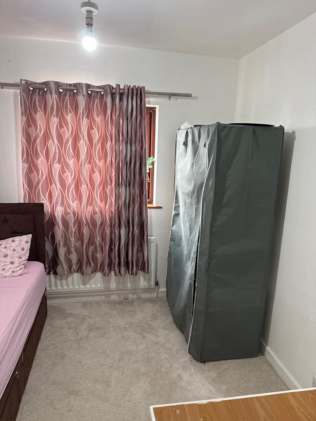 Single Room To Let East Oxford Area Main Photo