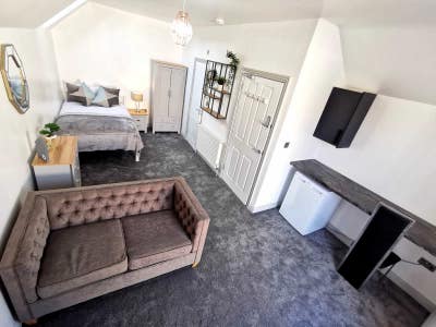 ** LARGE Studio & private rooftop terrace B30! Main Photo