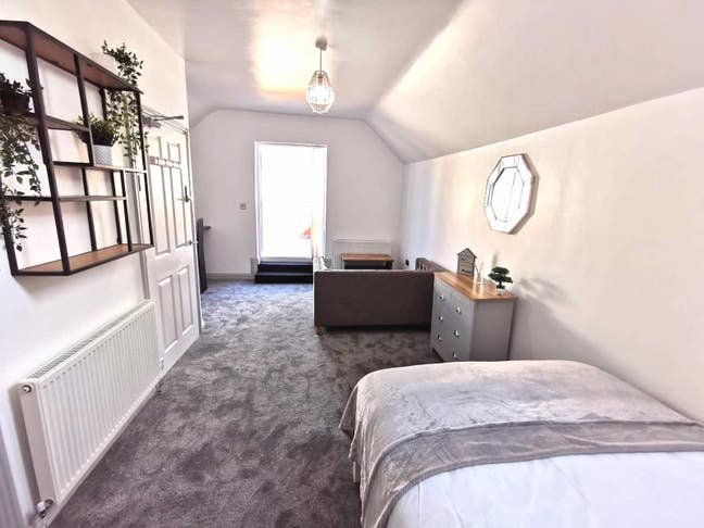 ** LARGE Studio & private rooftop terrace B30! Main Photo