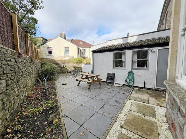 Student House 132 Cromwell Road Bristol Main Photo