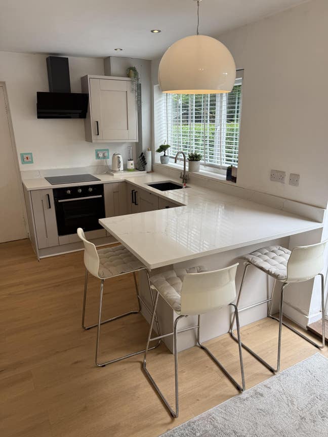 Double Room in Ashton-Under-Lyne  Main Photo