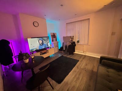 Double Room Available In Quite Area Main Photo