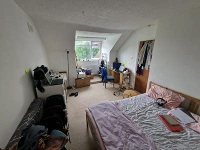 Lovely Large Double Bedroom in Wembley Park Main Photo