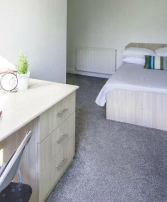 ✨ Relaxing 4-Bedroom House to Rent ✨ Main Photo