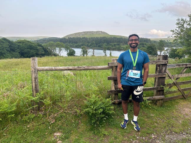 Professional looking for a room/flat to rent Main Photo