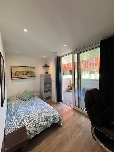 Single Room, Greenwich. 1 month  Sub-let Bills Inc Main Photo