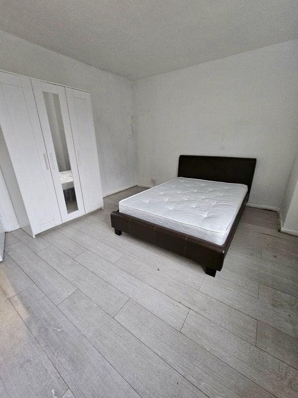 Fantastic Flat 1min from station Main Photo