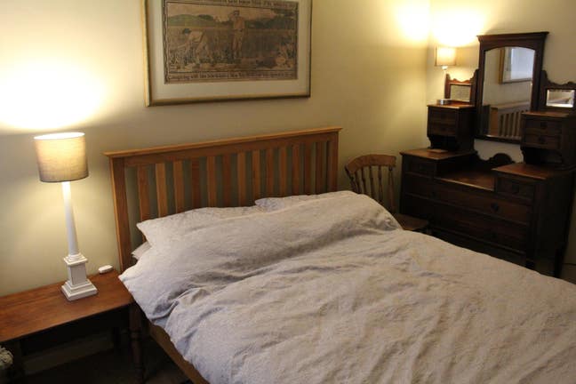 Spacious room in the heart of Battersea Main Photo
