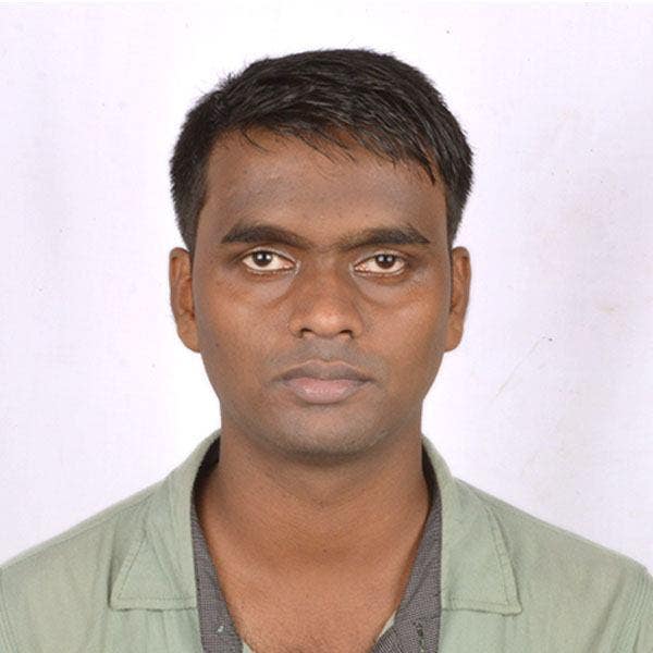 Professional Male seeks a single or double room Main Photo
