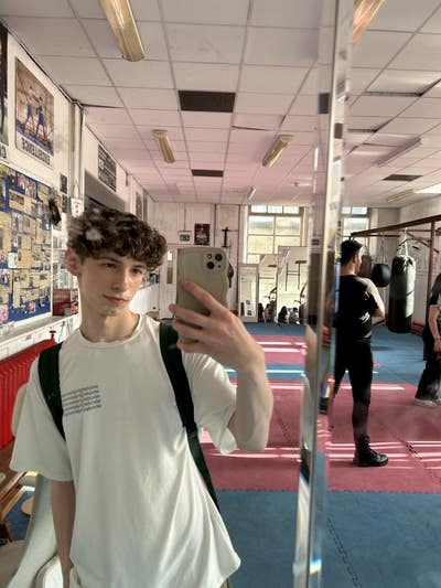 23 y/o creative professional moving to Manchester Main Photo