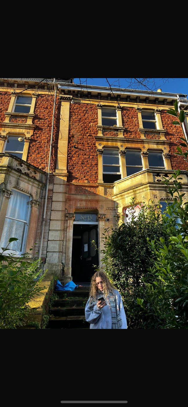 Room in Clifton available to rent! Main Photo