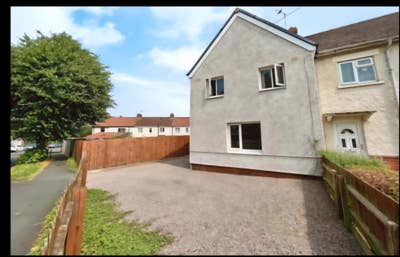 Lovely double bedroom to let  Main Photo
