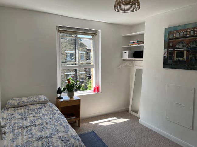 Room available in Camden Town house-share Main Photo