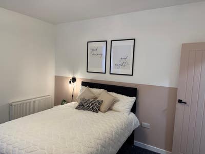 Beautiful En suite Room  Main Photo