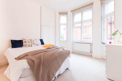 Amazing Double Room in Little Venice Main Photo