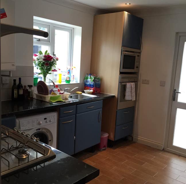 Large Double Room in Slough &pound;700 pm - bills incl. Main Photo