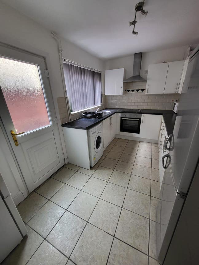 3 Bed House to Rent Main Photo
