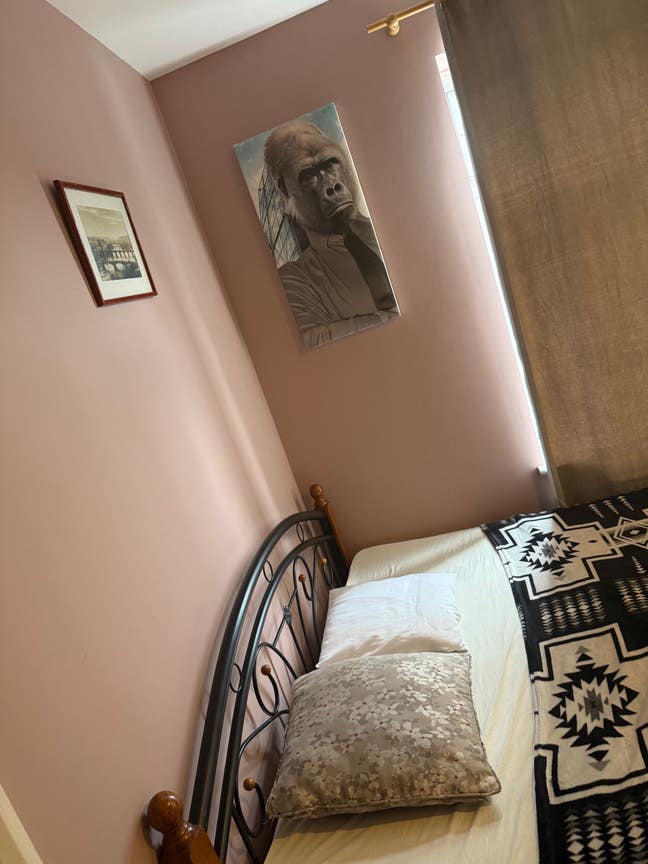 Furnished double room available @ £800PCM  Main Photo