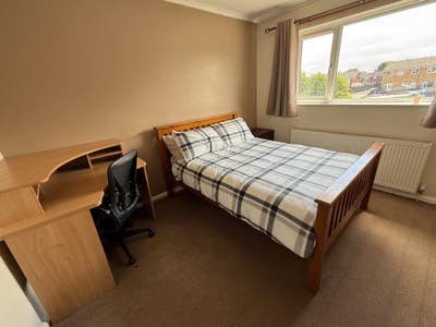 2 X Double Bedroom/Shared House Main Photo