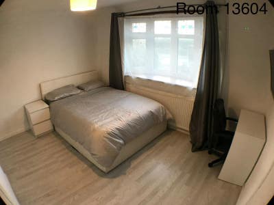 13602 Prime Springfield Location – Large Double Main Photo