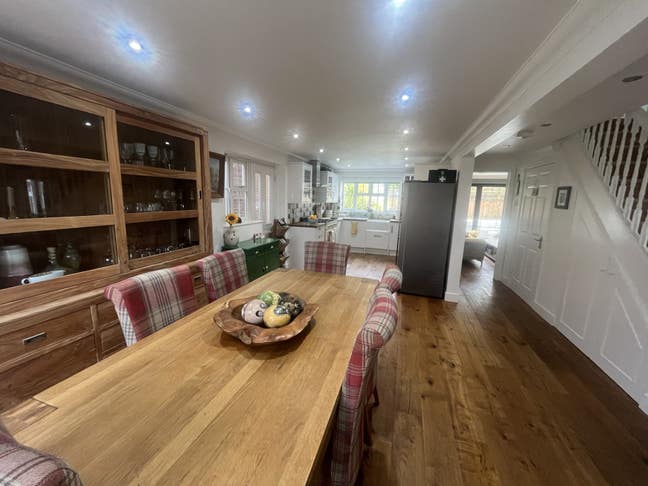 Open plan home Main Photo