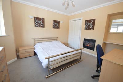 Double Bedroom Main Photo