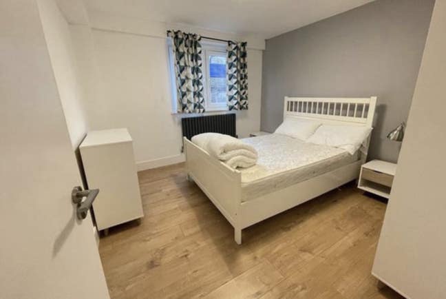 ✨2 Amazing Double rooms in E14 Main Photo