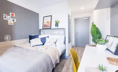 Bronze en-suite  Main Photo