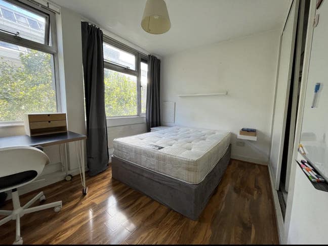 Bloomsbury Flat looking for female tenants Main Photo