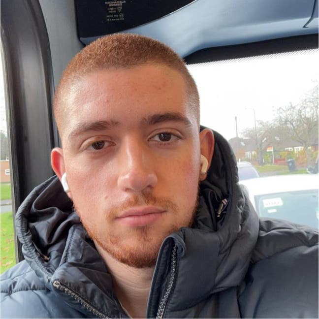 Professional Male seeks a double room Main Photo