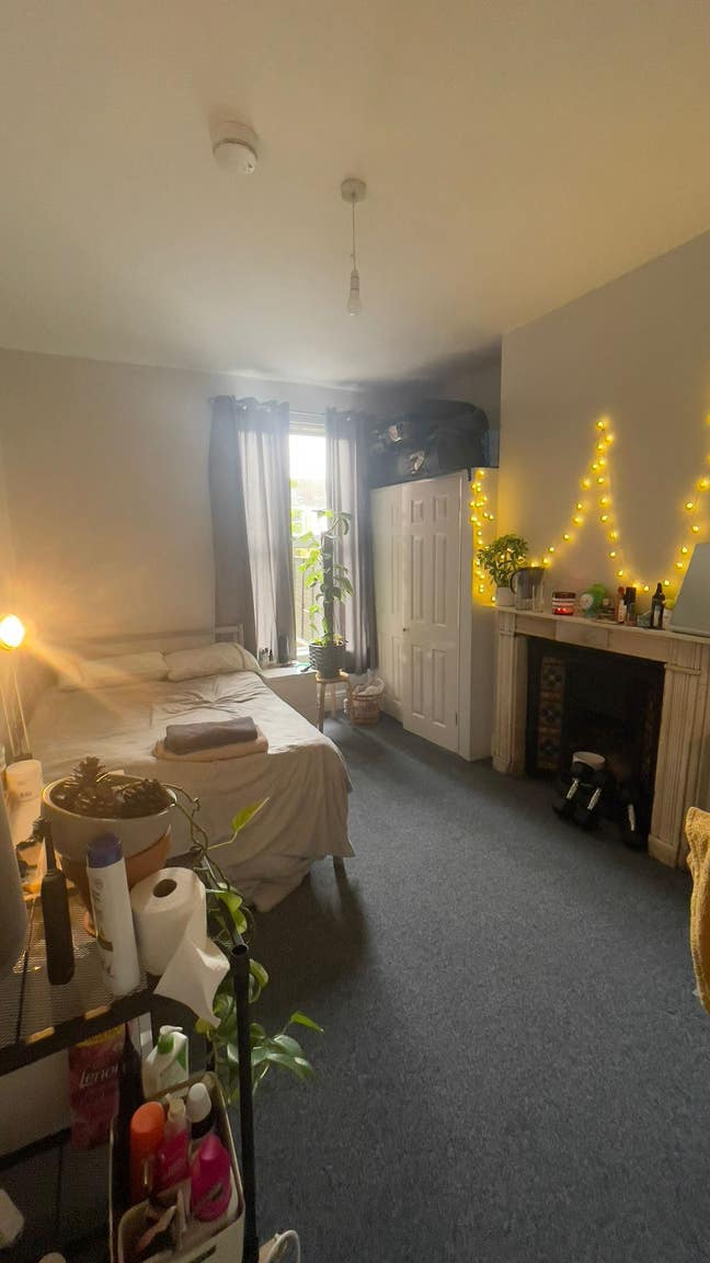 Double room for Rent GL51 Main Photo