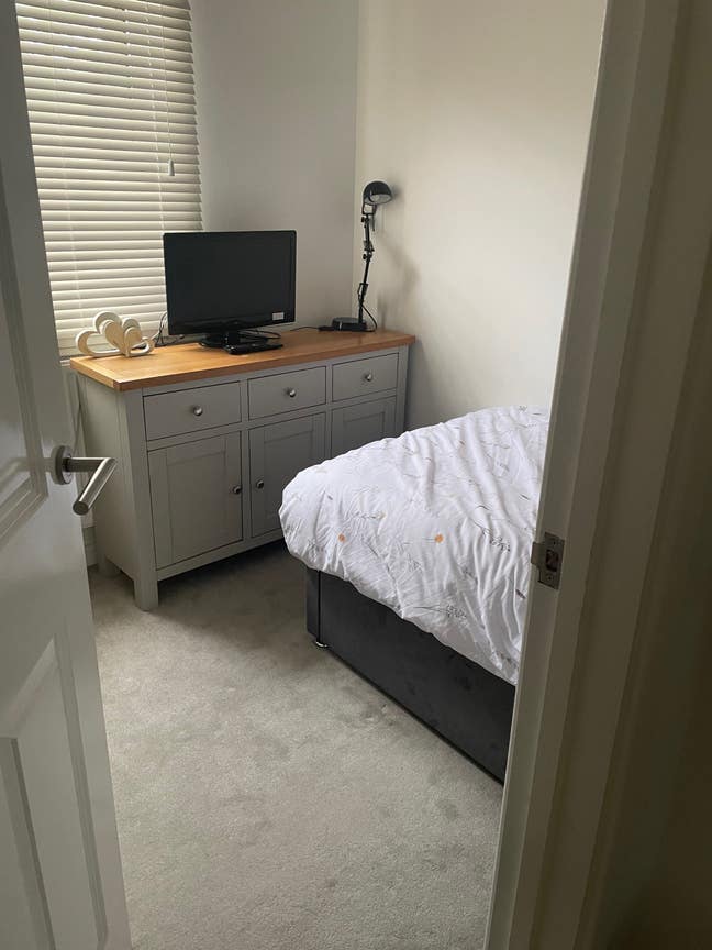 Single room Main Photo