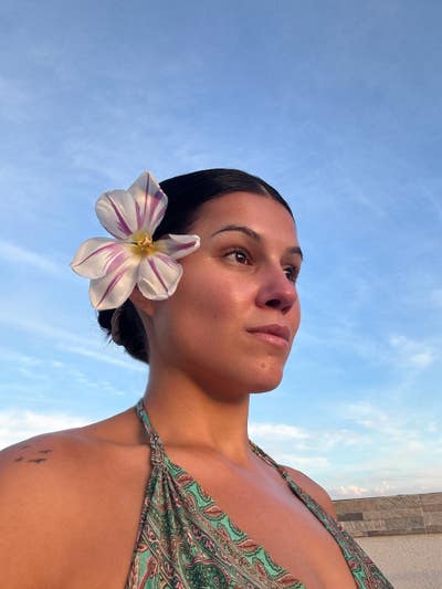 Looking for double room to rent and to buddy up! Main Photo