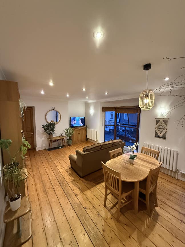 Beautiful double room with sea views! Main Photo
