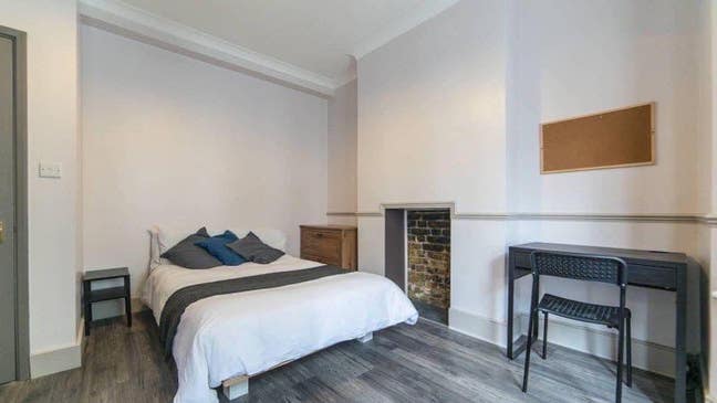 2 Breathtaking Rooms | 5min to Station & Lidl Main Photo