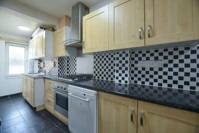 Nice 4 bed house to rent heart of Canary wharf Main Photo