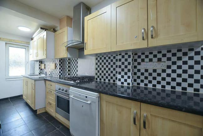 Nice 4 bed house to rent heart of Canary wharf Main Photo