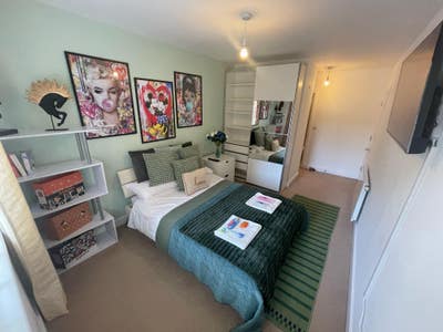 🏡 Luxury ENSUITE Room  Available⭐️ Main Photo
