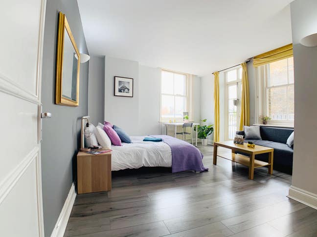 🏙️3-Bed Flat Near Liverpool St - City Living🏙️ Main Photo