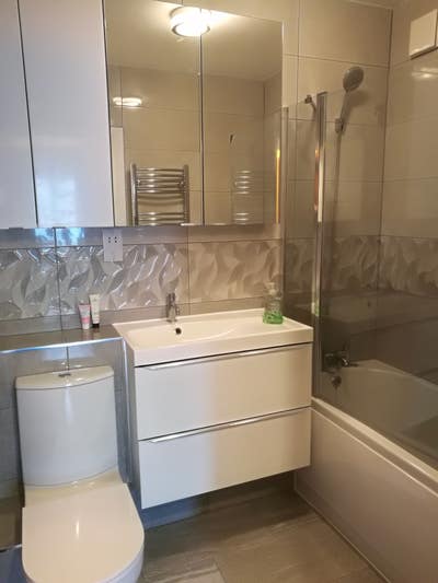 Spare room to rent Main Photo