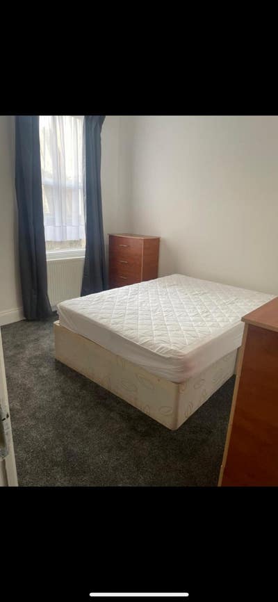 A large double room to rent  Main Photo