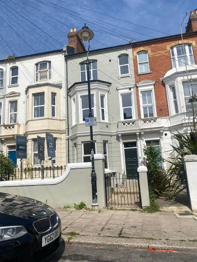 1 Bedroom Newly Refurbished Apartment.  Main Photo
