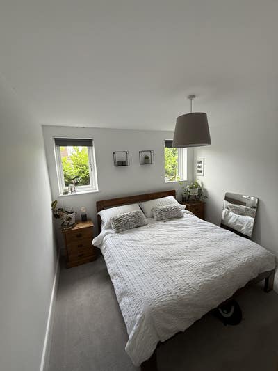 Suite, w Super King bed, en-suite & own lounge Main Photo