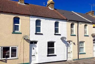 3 Bed House, 5 mins to old town and beach Main Photo