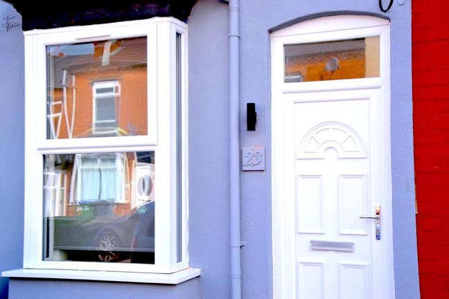 En-suite available  Main Photo