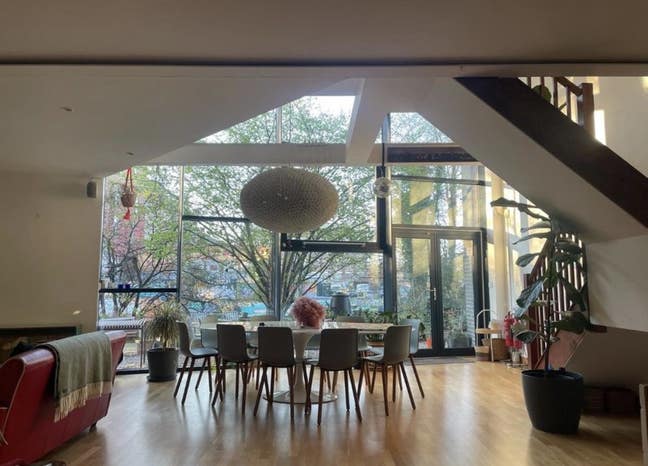 Large double bedroom in the heart of Hackney Wick  Main Photo